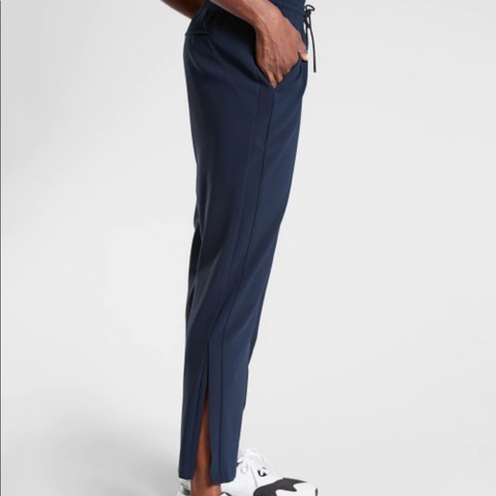 NWOT ATHLETA Metropolis Straight Leg Pant - Picture 2 of 11